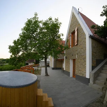 Edelin Wine House Appartement Edelény